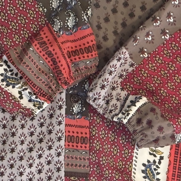 Bucketlist Boho Bandana Print Top Red Gray Brown Shirt Small - Picture 13 of 16